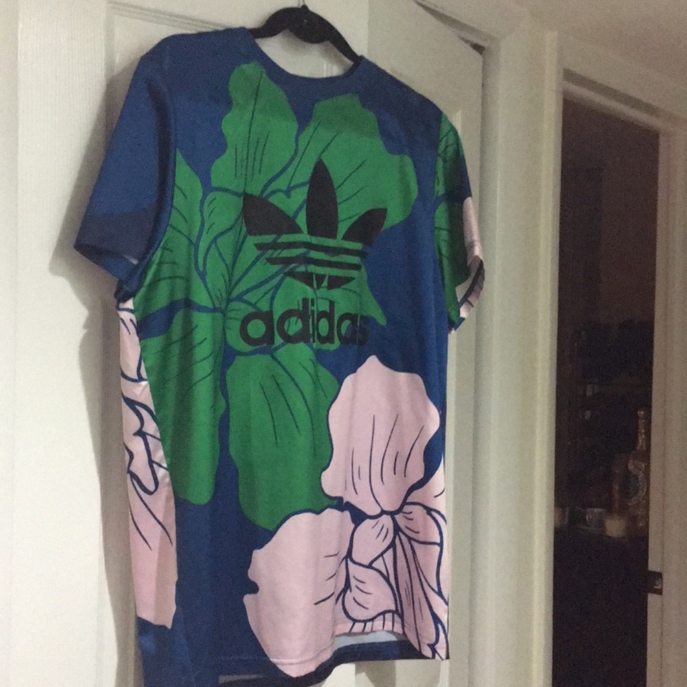 Graphic print adidas tee